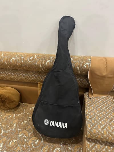 Yamaha F310 (original)