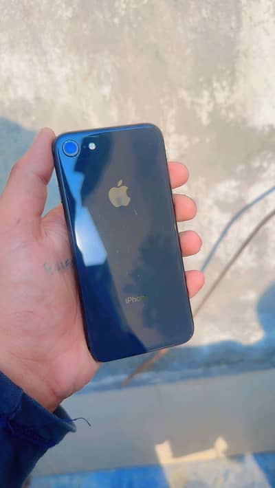 Apple iPhone SE