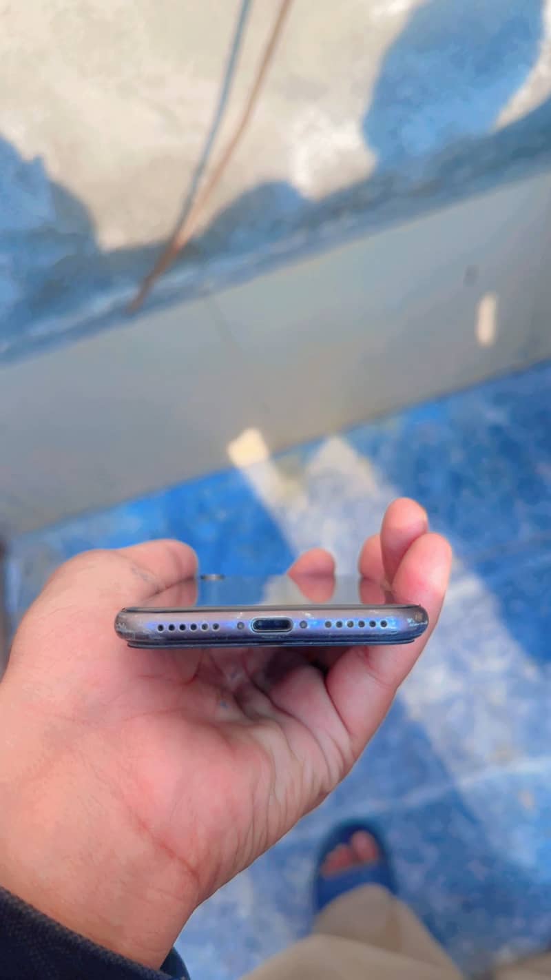 Apple iPhone SE 3