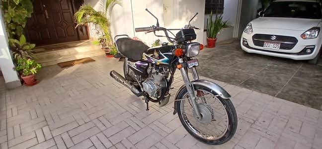 Honda 125 in a very neat & Clean Condition