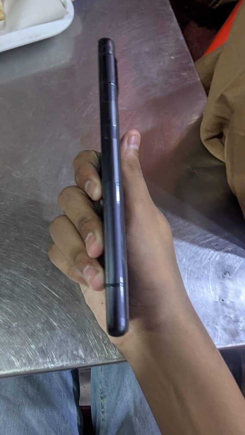 Google Pixel 7a 4