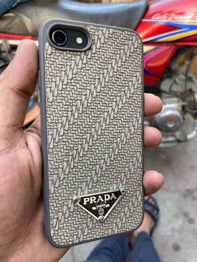 Apple iPhone 7