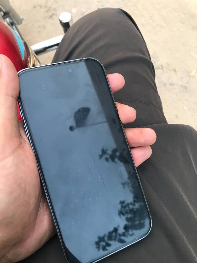 Iphone 14 pro 8