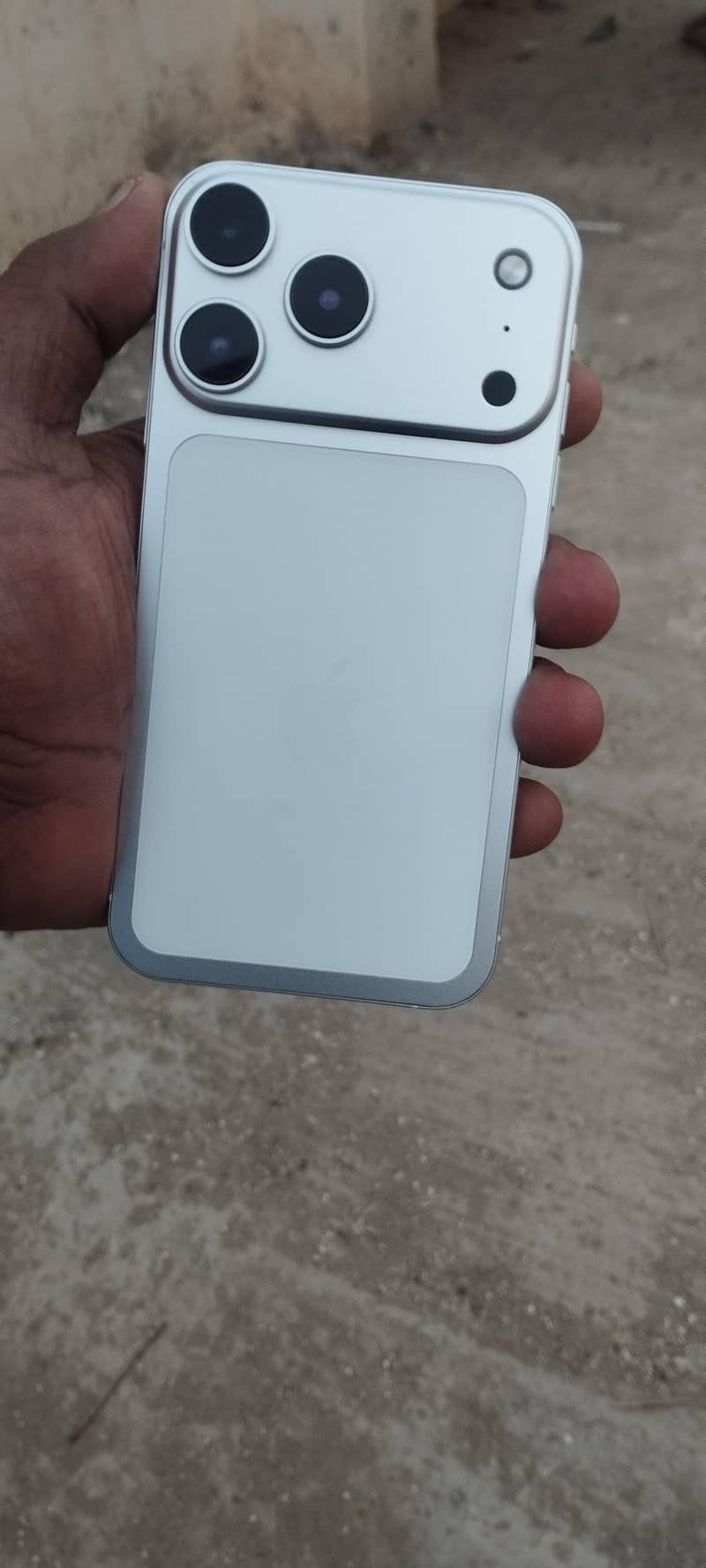 Apple iPhone 17 Pro 5