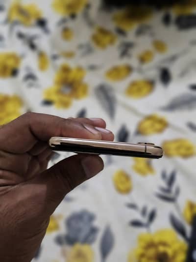Apple iPhone XS Max Offical PTA approved 64gb batty change all OK