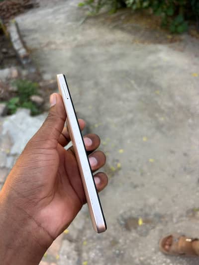 Infinix Smart 10 4/ 64