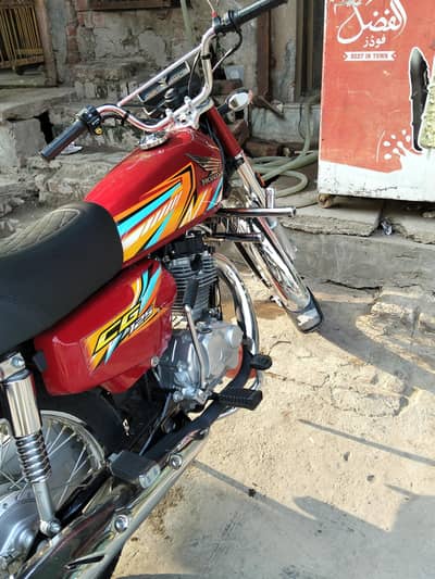 HONDA CG125