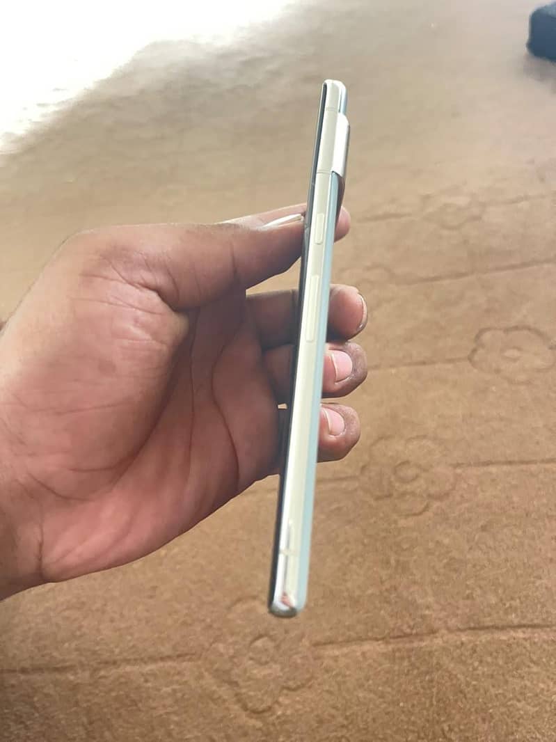 Google Pixel 7 Pro 10