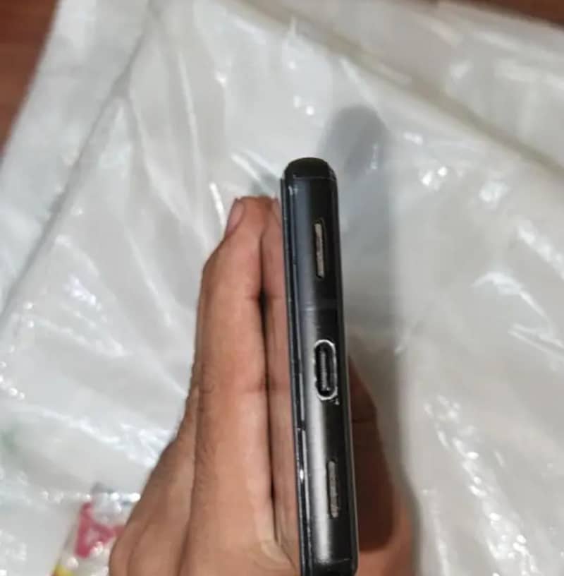 Google Pixel 6a 1