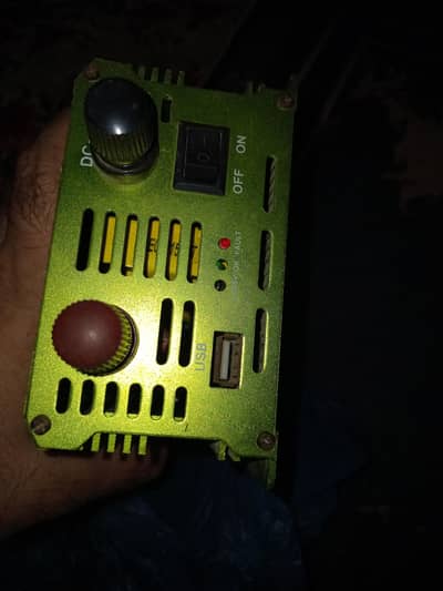 sogo car inverter  model  2000 dc 12-volt  to ac 230 power  2,000  wat