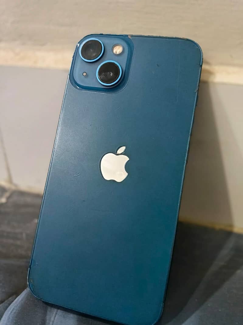 Apple iPhone 13 2