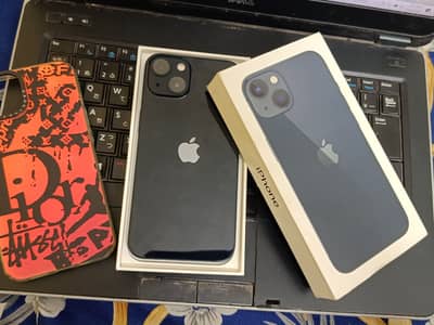 Apple iPhone 13