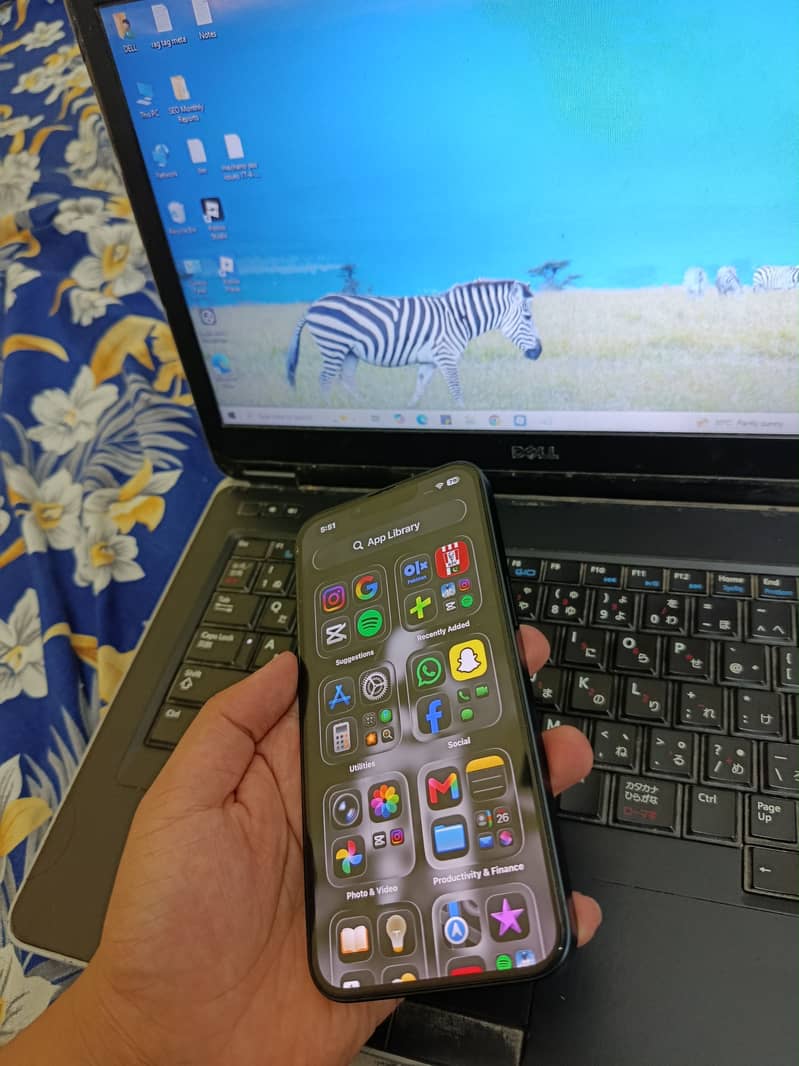Apple iPhone 13 6