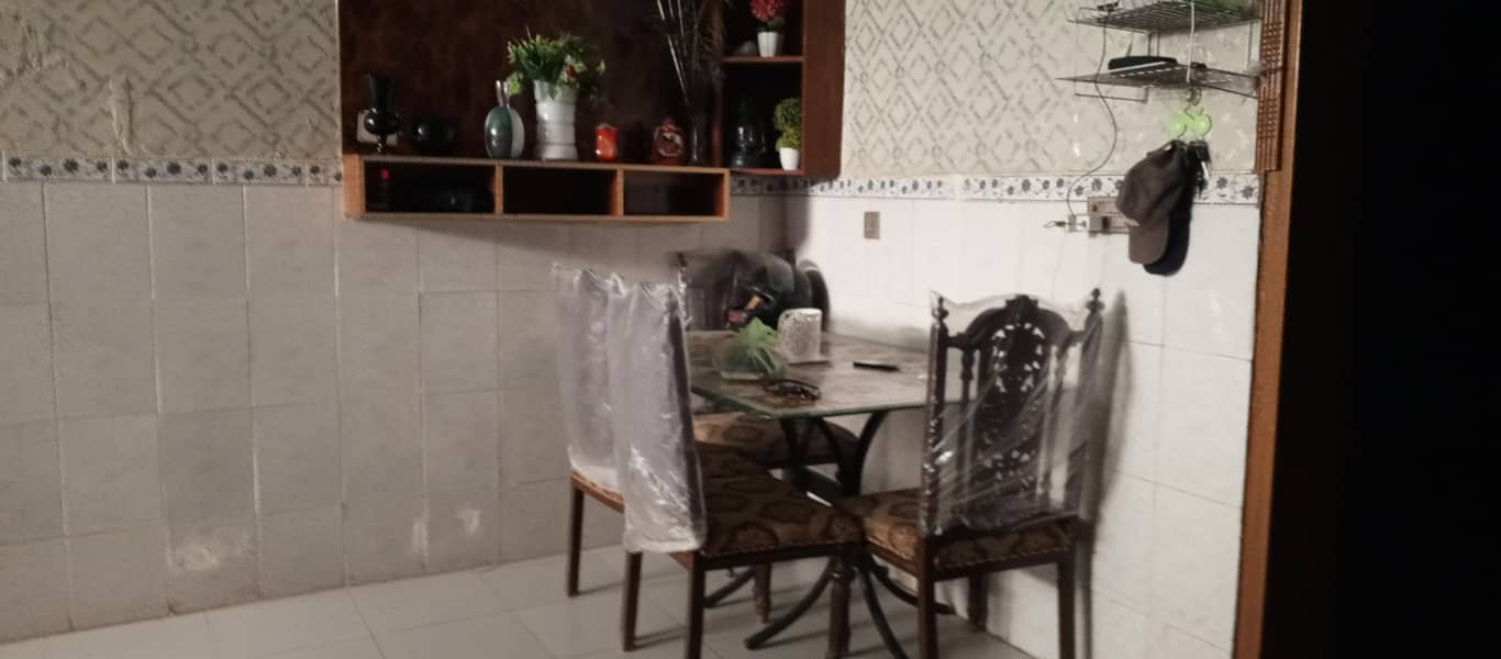 Dining Table Set – Elegant & Good Condition 0