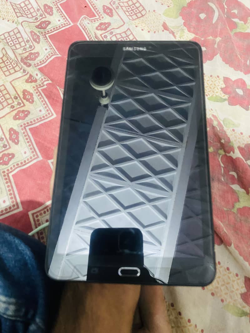 Samsung Galaxy Tab E 0