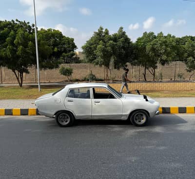 Datsun 120Y 1975