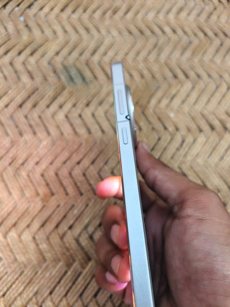One Plus 13R 4