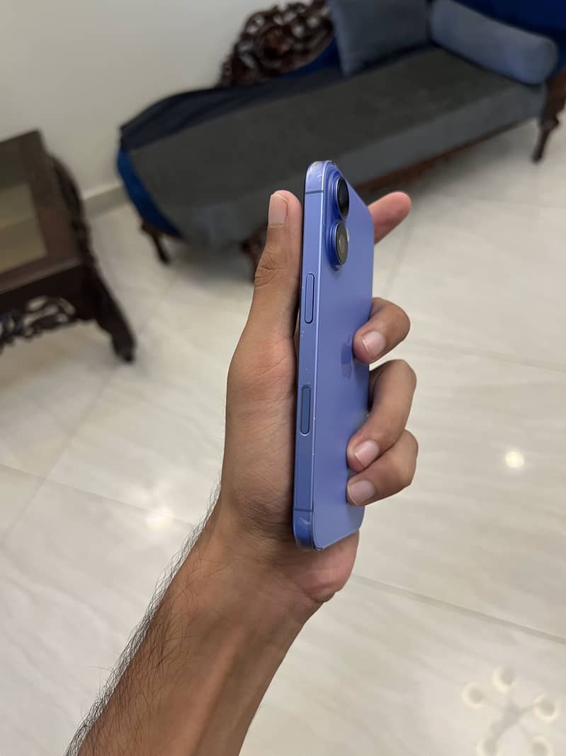 Iphone 16 4