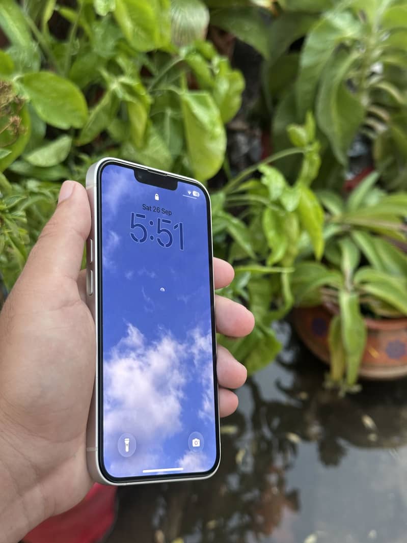 Apple iPhone 14 2