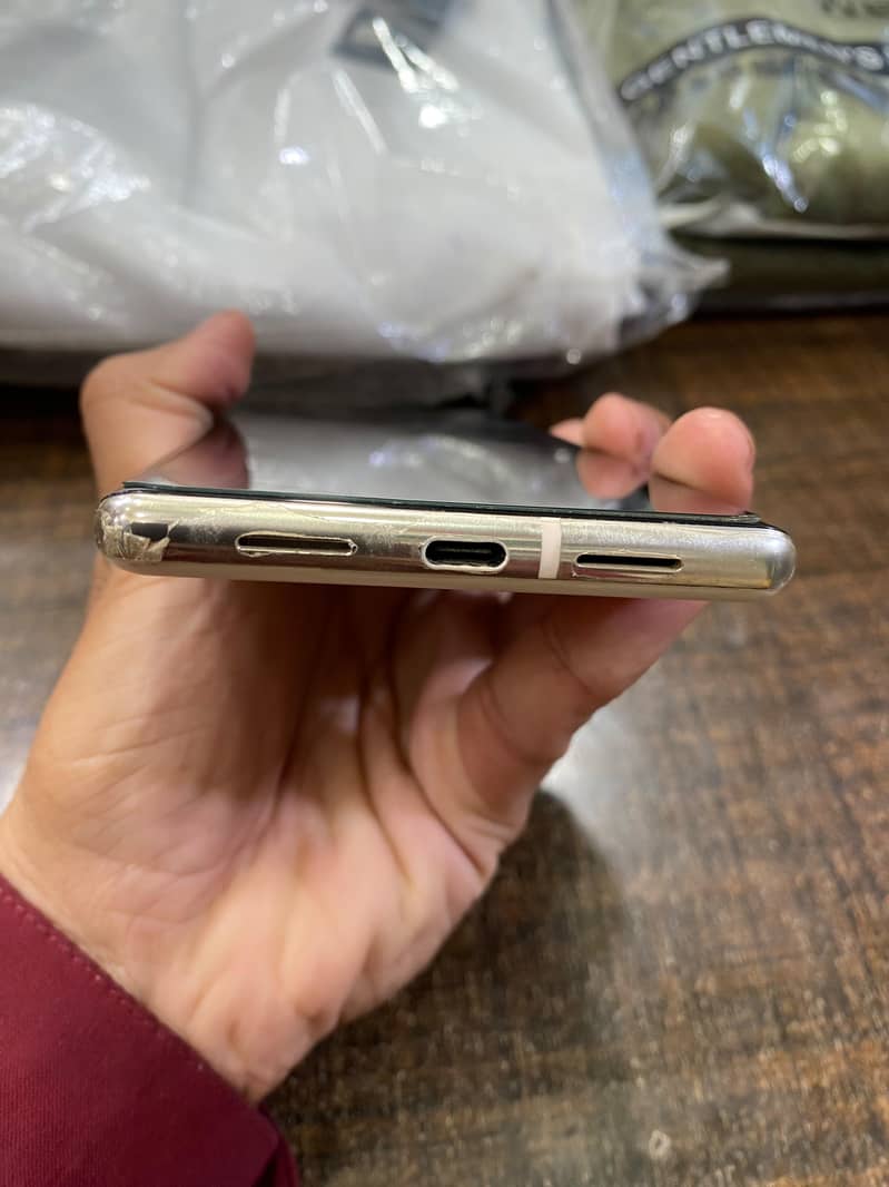 Google Pixel 6 Pro 2