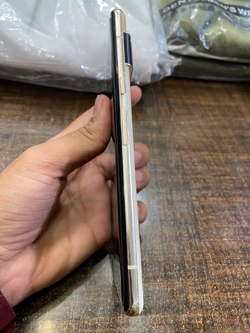Google Pixel 6 Pro 4