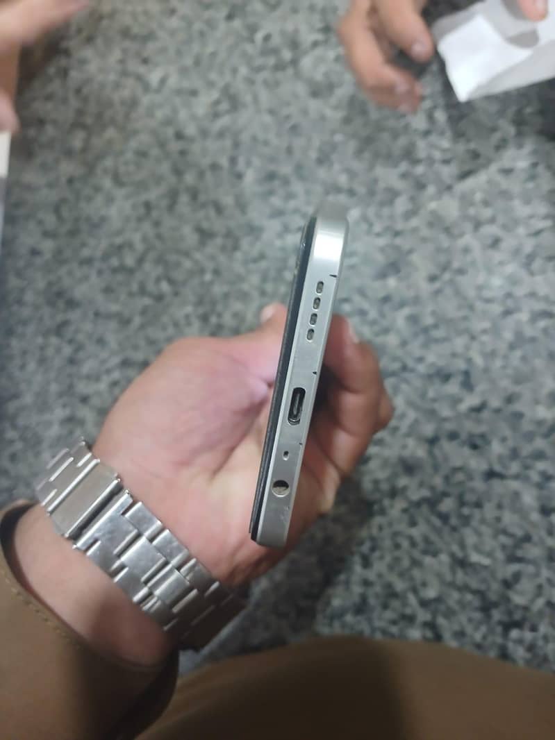 Realmr c71 1
