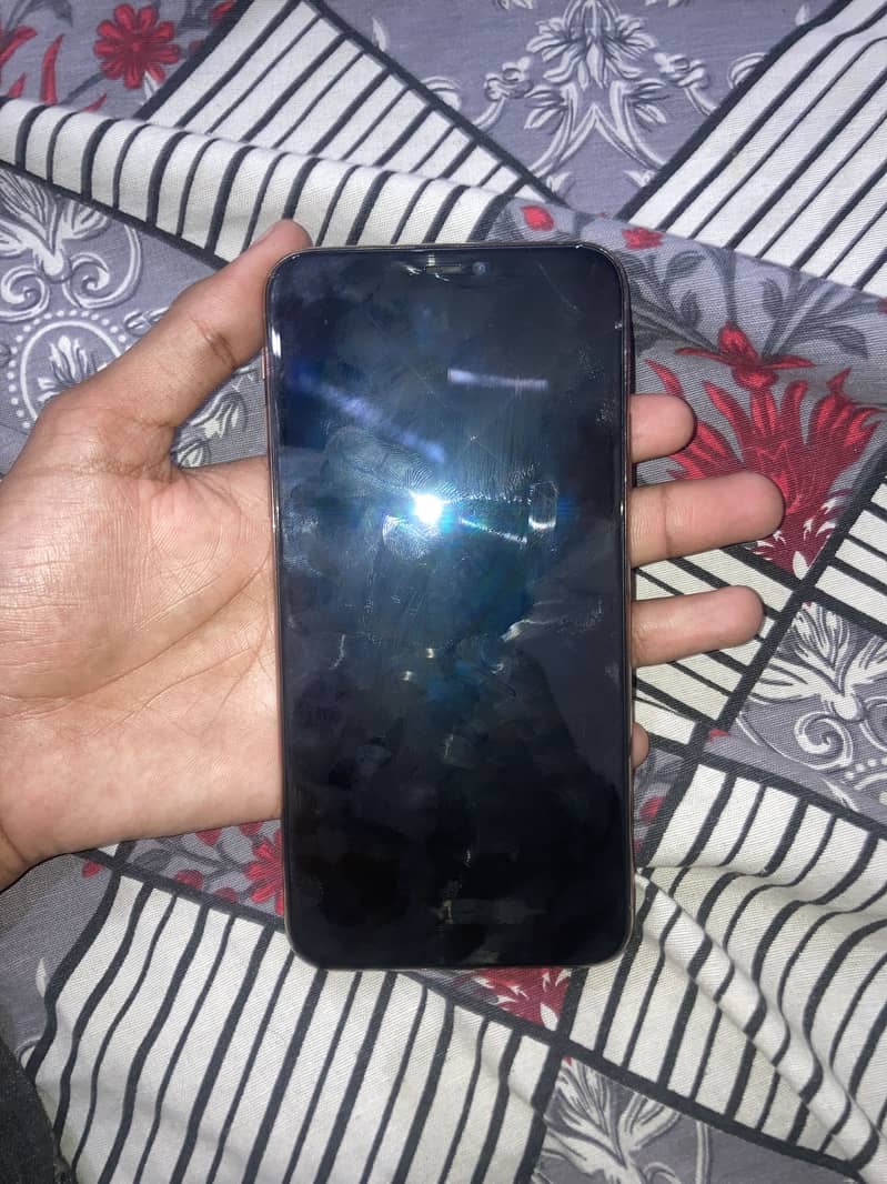 iPhone 11 Pro Max 3