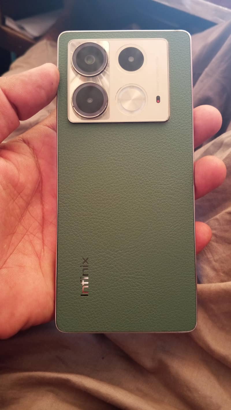 Infinix Note 40 0