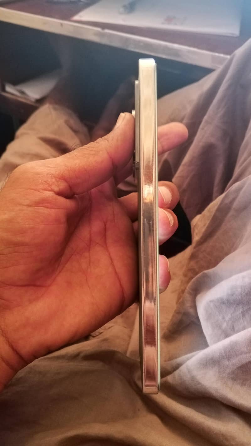 Infinix Note 40 6