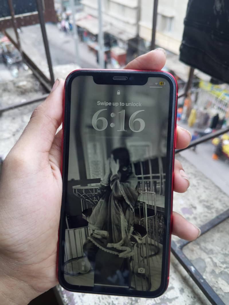 Apple iPhone 11 3