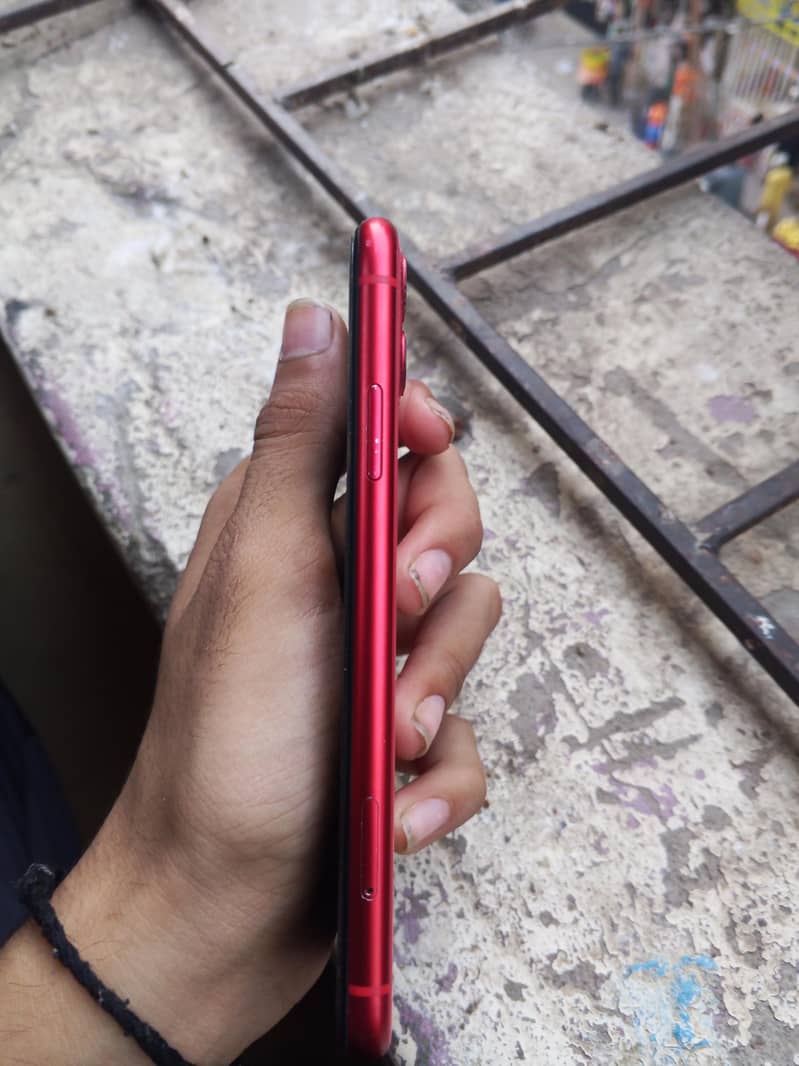 Apple iPhone 11 5