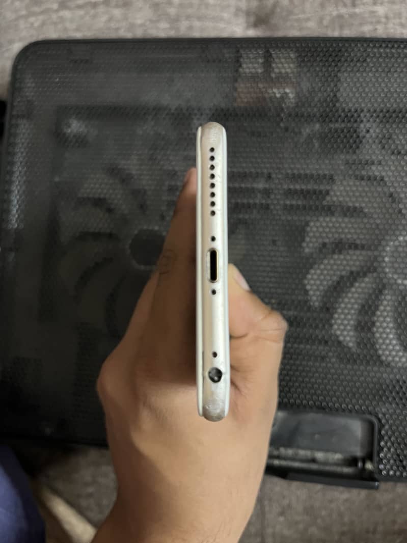 Apple iPhone 6 Plus 5