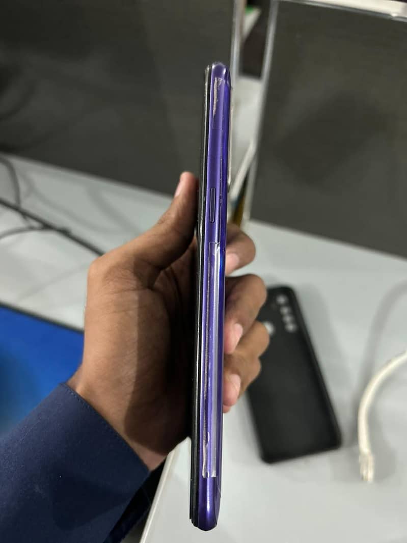 Realme 5 4