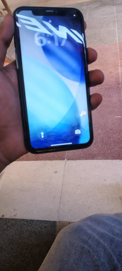Apple iPhone 11 10 by 8 jv