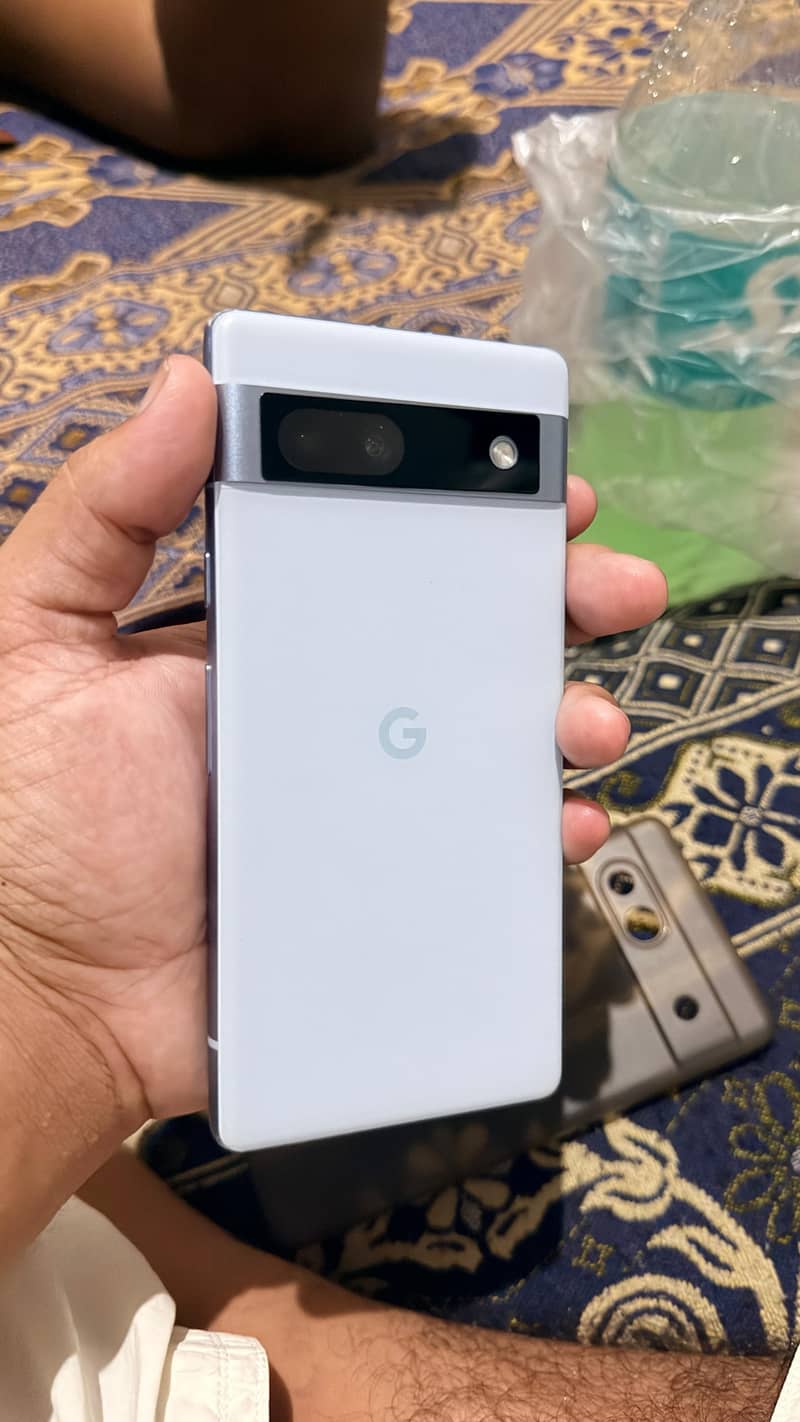 Google Pixel 7a 0