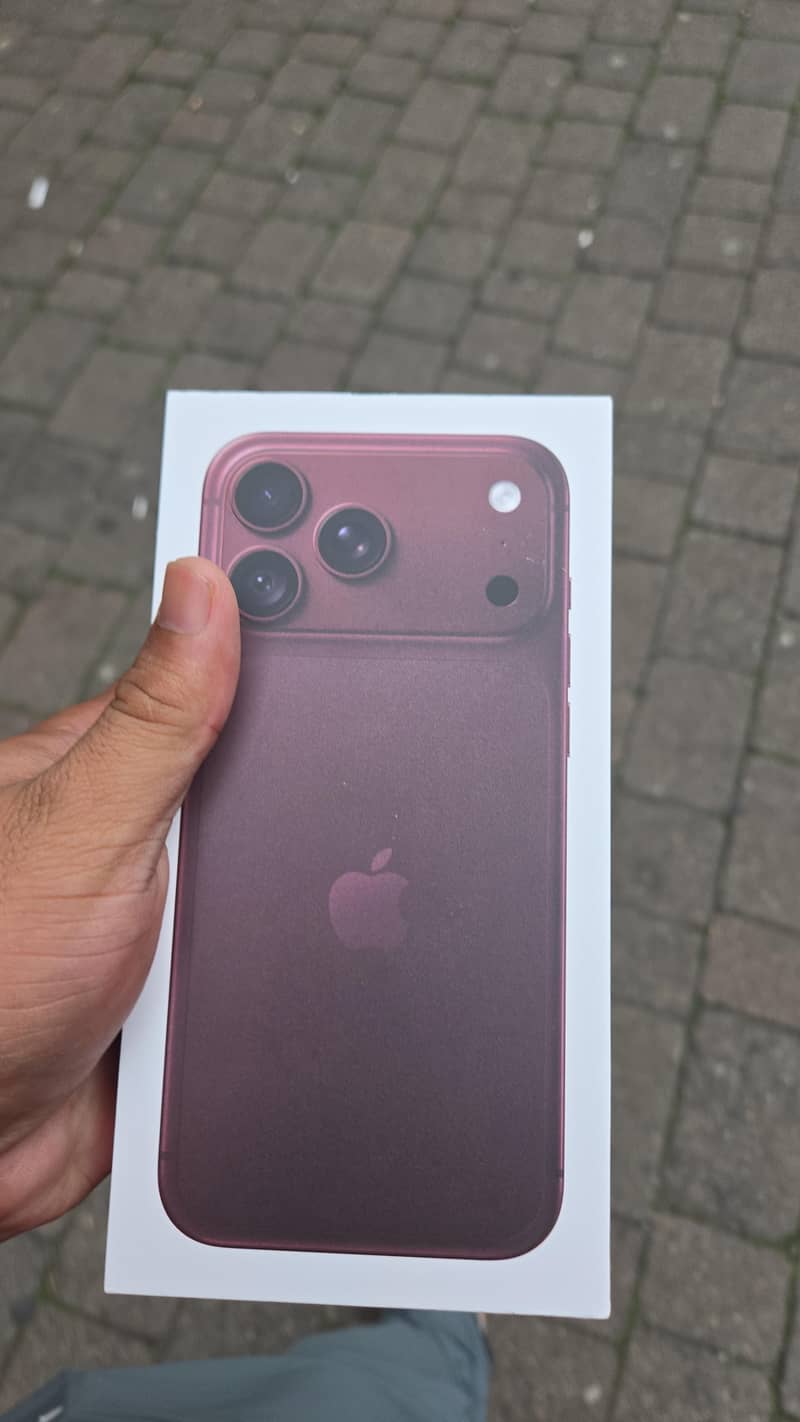 Apple iPhone 18 Pro Max 0