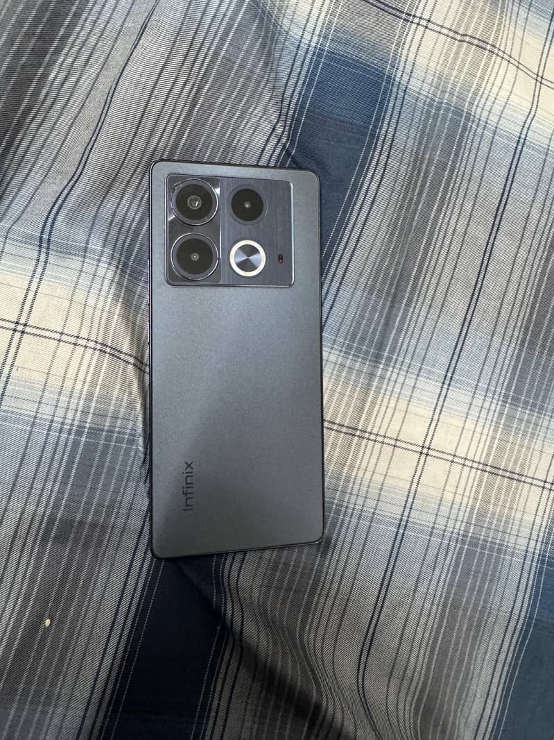 Infinix Note 40 1