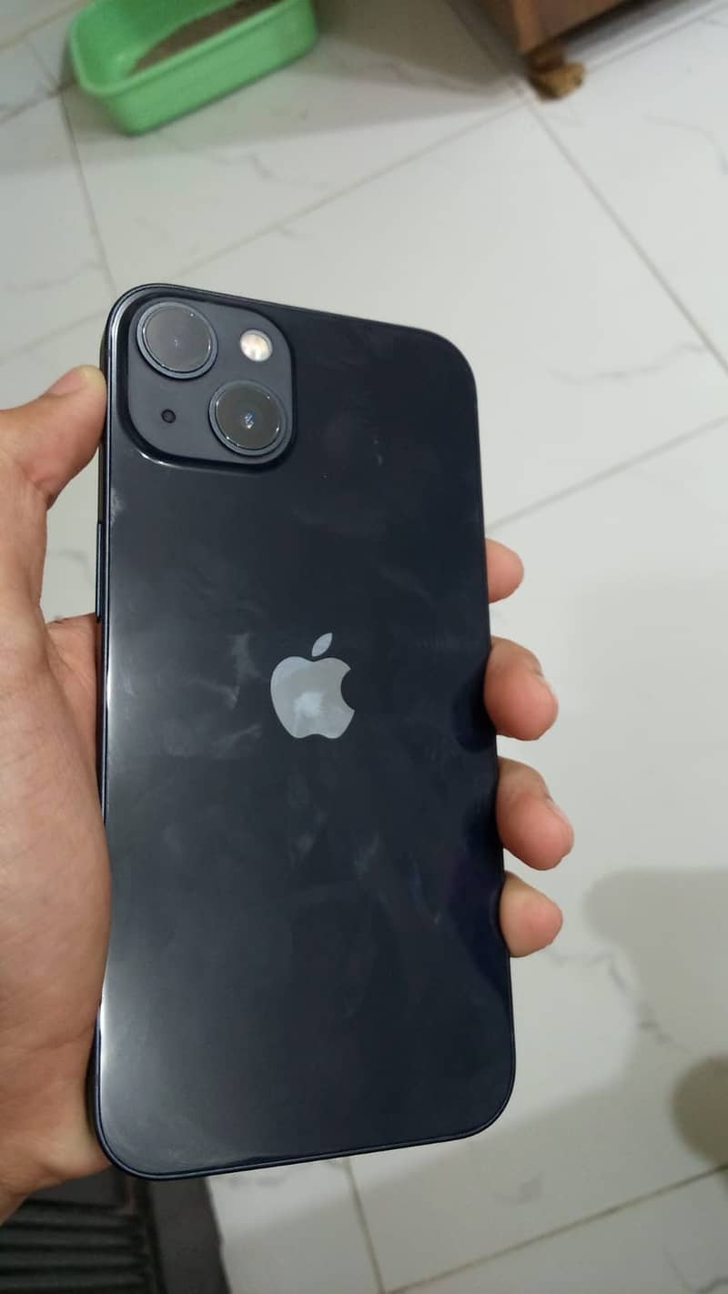 Apple iPhone 13 1