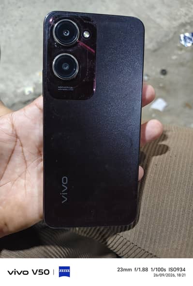 Vivo Y18