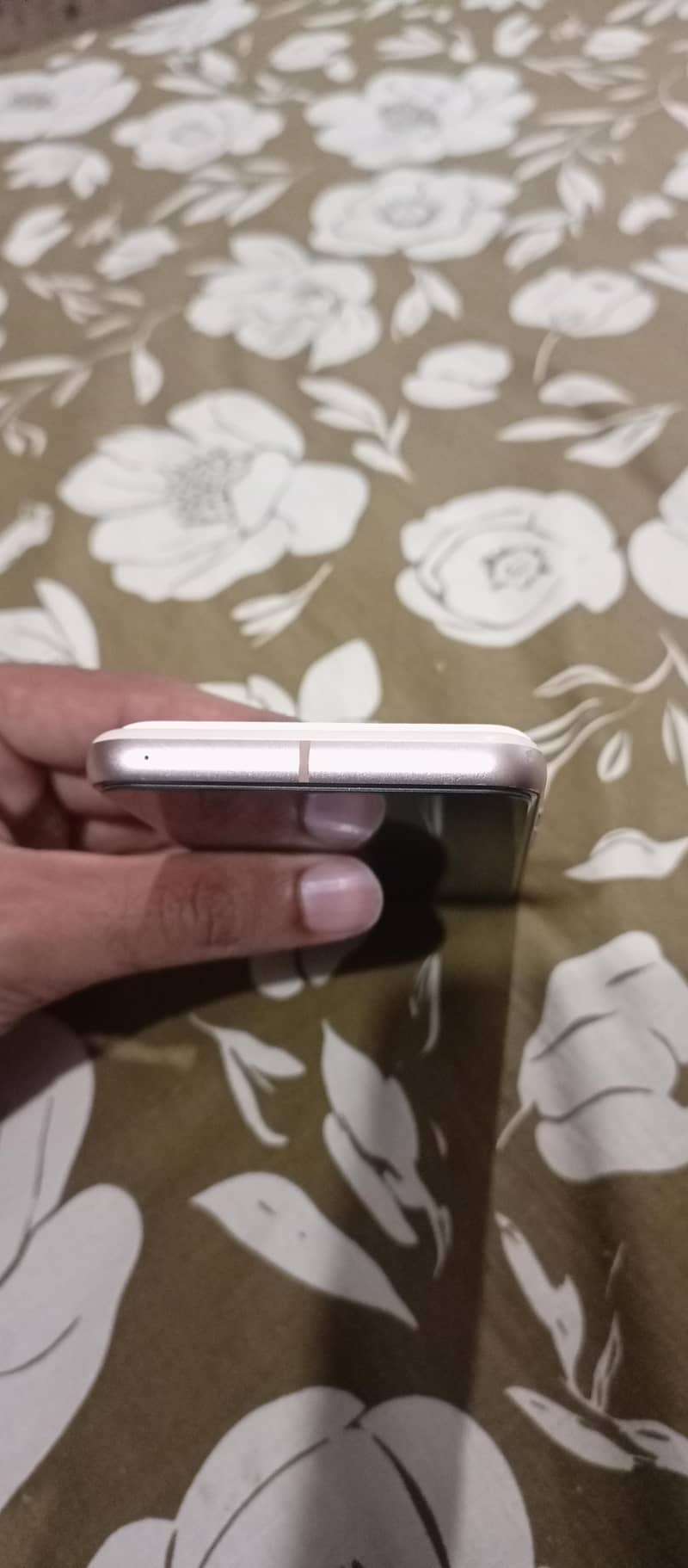 Google Pixel 8 3