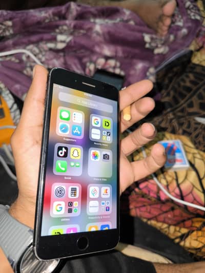 Apple iPhone 7 Plus