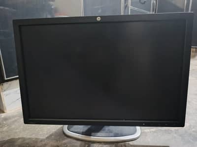 Hp lcd 24 inchs hdmi + vga cable pots