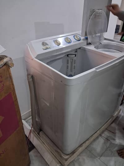 Haier HWM 120-AS Washing Machine