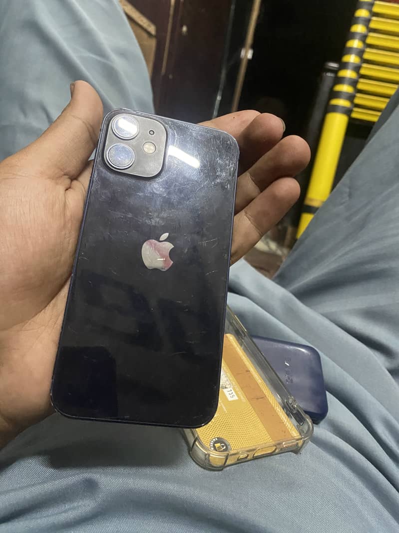 Apple iPhone 12 mini 2