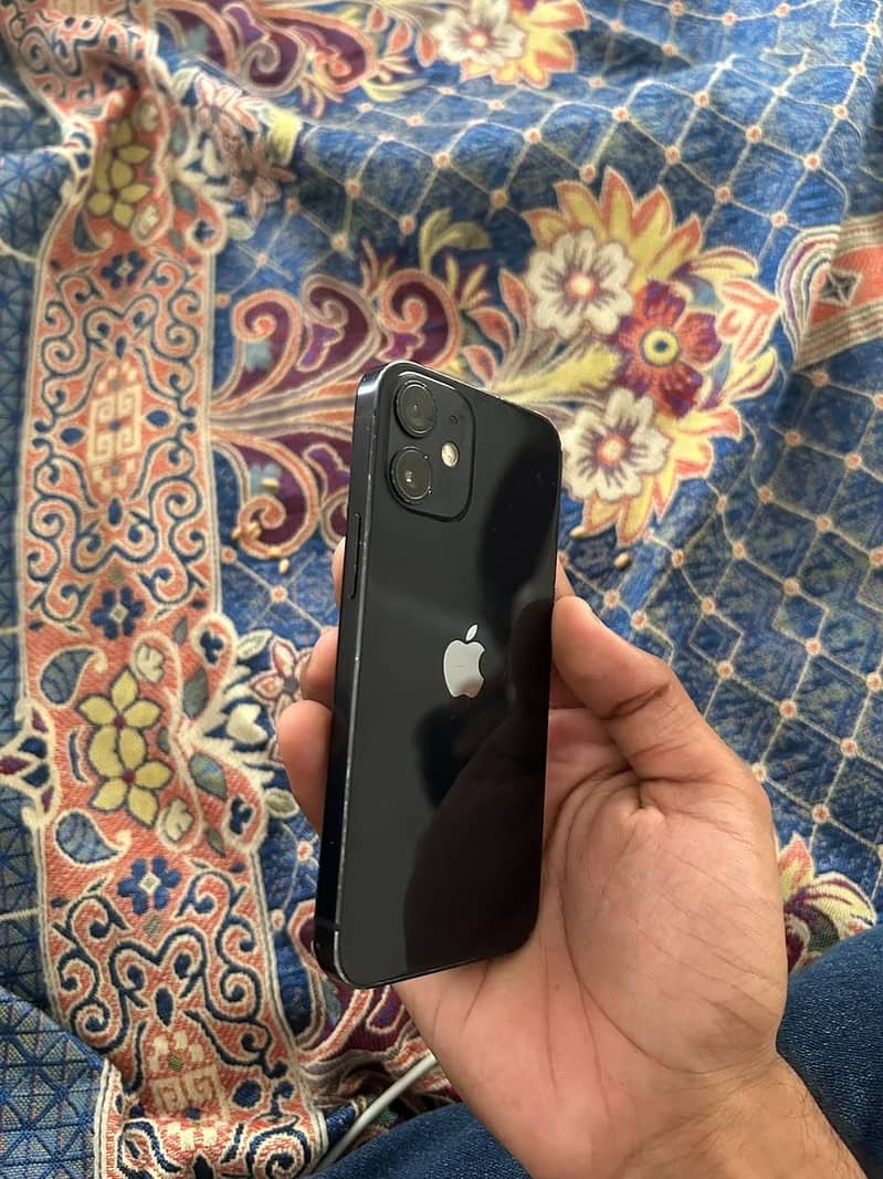 Apple iPhone 12 mini 2