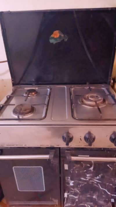 3-Burner Gas Stove with Cabin