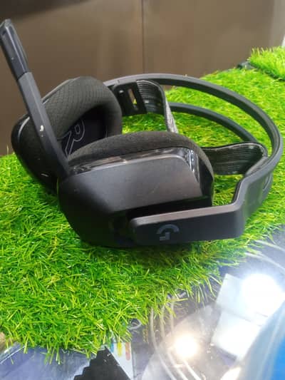 Logitech G 733