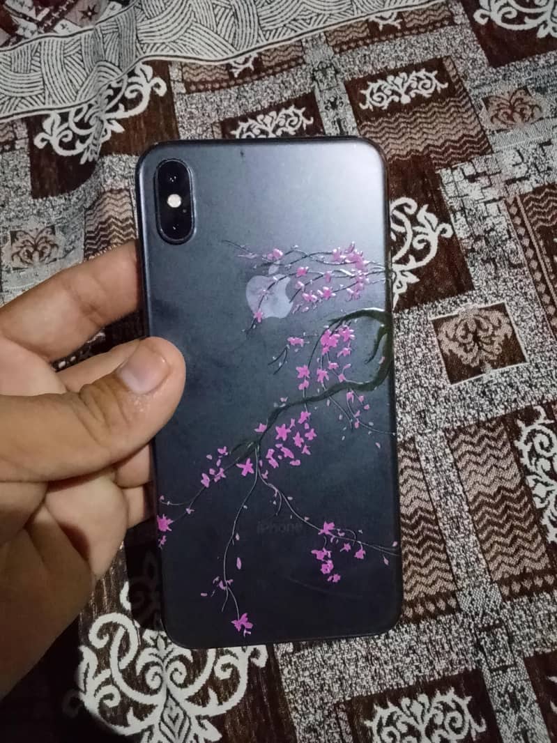 Apple iPhone XS Max 1