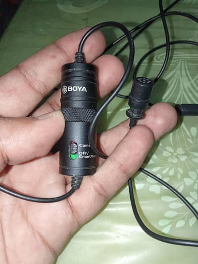 BOYA BY-M2 Omnidirectional lavalier Microphone (Black))