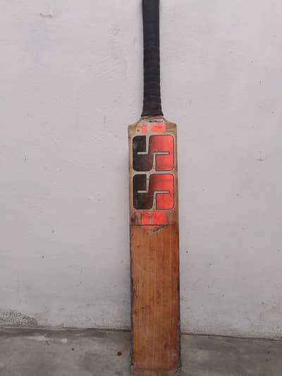 English willow Cricket bat for sale | Leather ball cricket bat